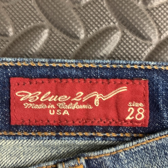 Blue 2 Made in California Women’s boot cut jean size 28 - Picture 8 of 8